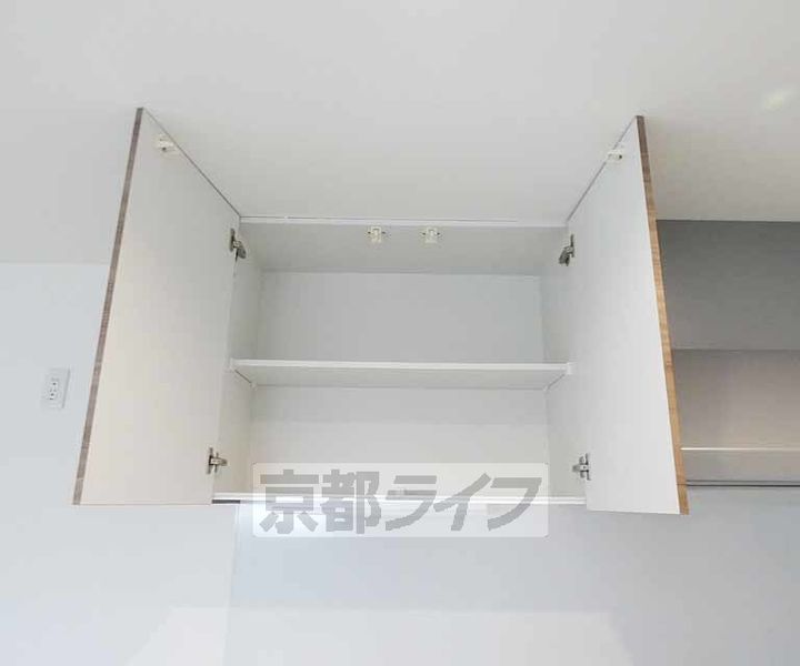 ネクスト伏見303のキッチン