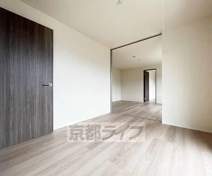 GRAMM奥海印寺 EASTの居間