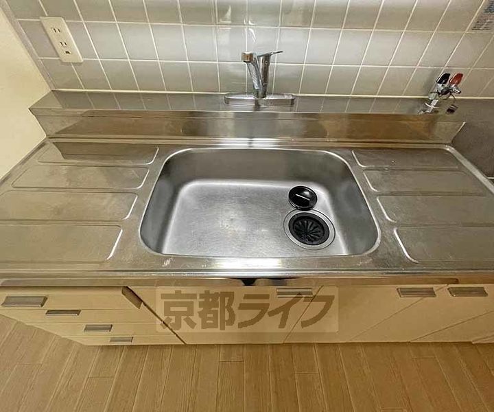 フラット8202のキッチン