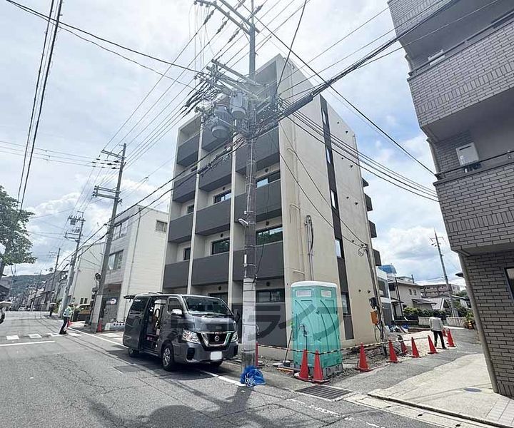 京都府京都市山科区四ノ宮南河原町の賃貸マンションの外観