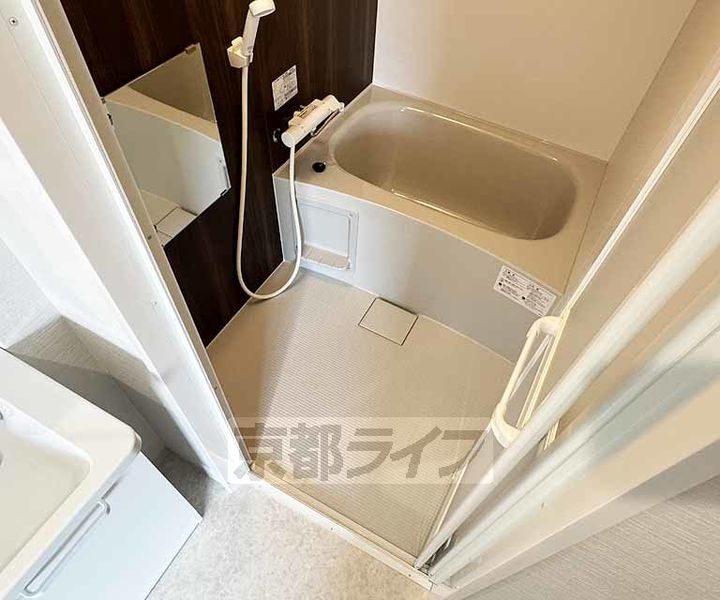 京都府京都市山科区四ノ宮南河原町の賃貸マンションの風呂