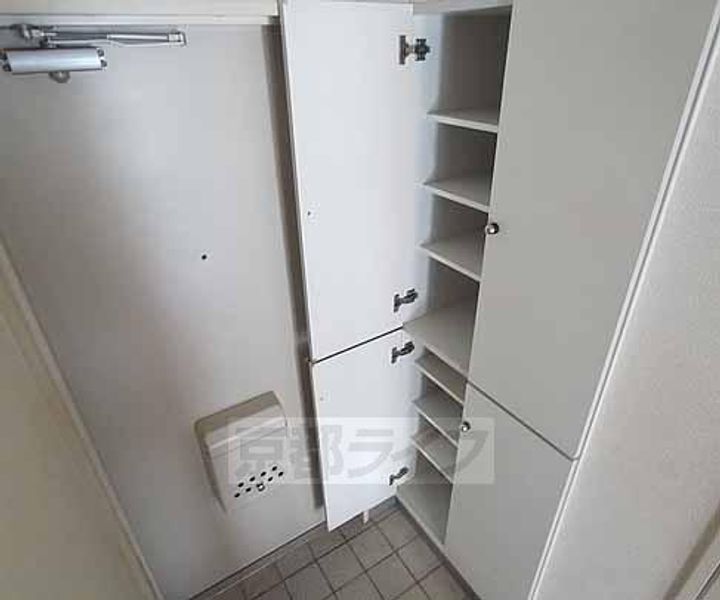 メゾン・ド・パイユ206の内装