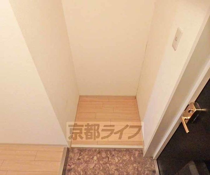 メゾン・ド・リッツの玄関