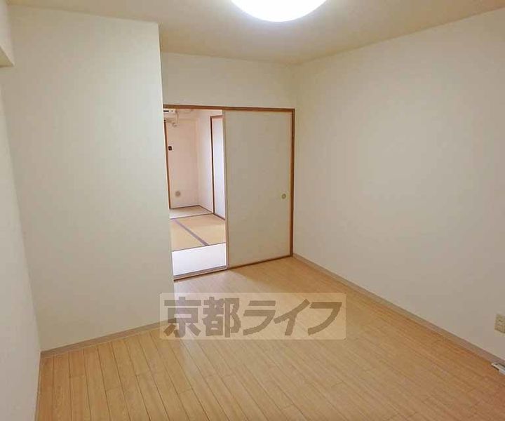 メゾン・ド・リッツの居間