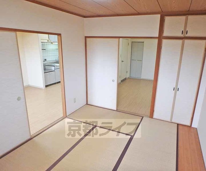 メゾン・ド・リッツの居間