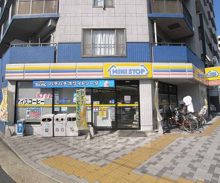 京都府京都市下京区高倉通七条上ル材木町の賃貸マンションの周辺