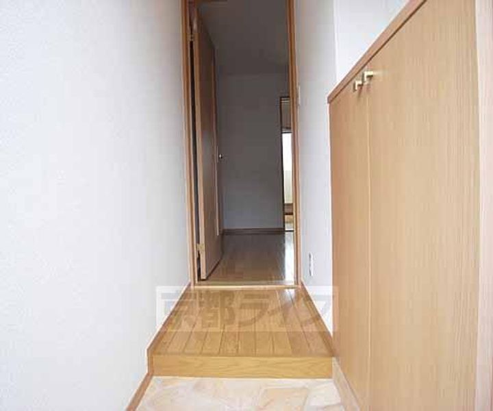 シャルレ5番館206の居間