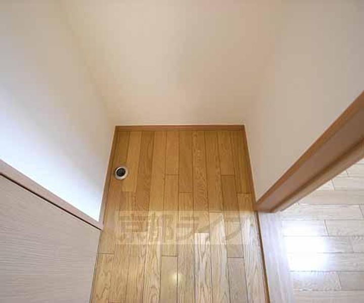 シャルレ5番館206の居間