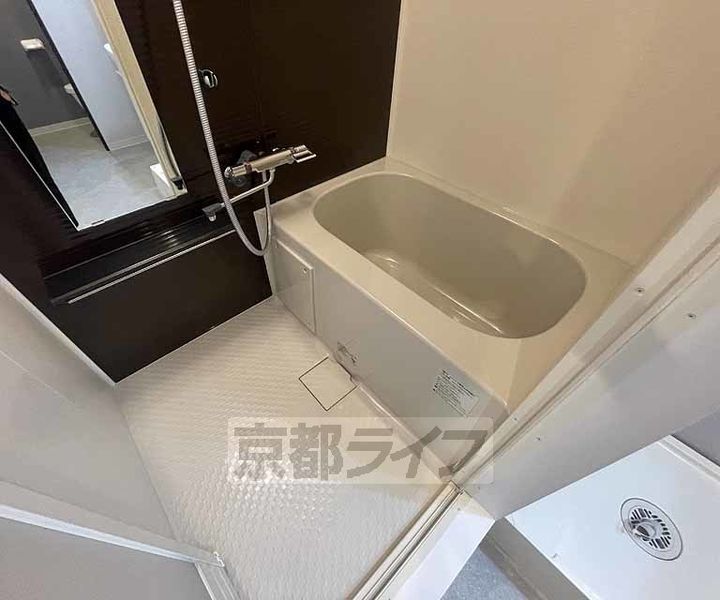 京都府京都市南区東九条中御霊町の賃貸マンションの風呂