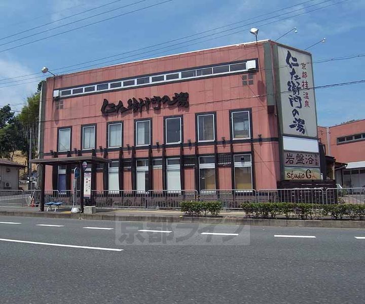 京都府京都市西京区樫原中垣外の賃貸マンションの周辺
