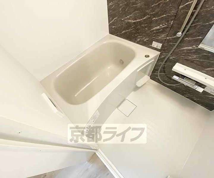 セレーネの風呂