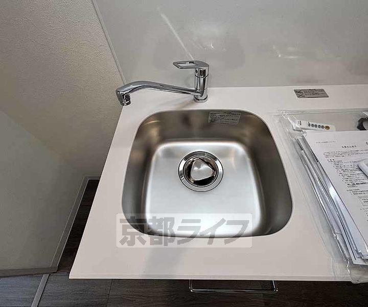 プレサンス大津京町ベルリーヴァのキッチン
