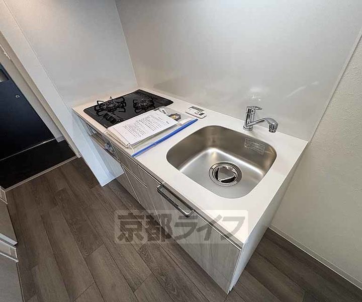 プレサンス大津京町ベルリーヴァ604のキッチン