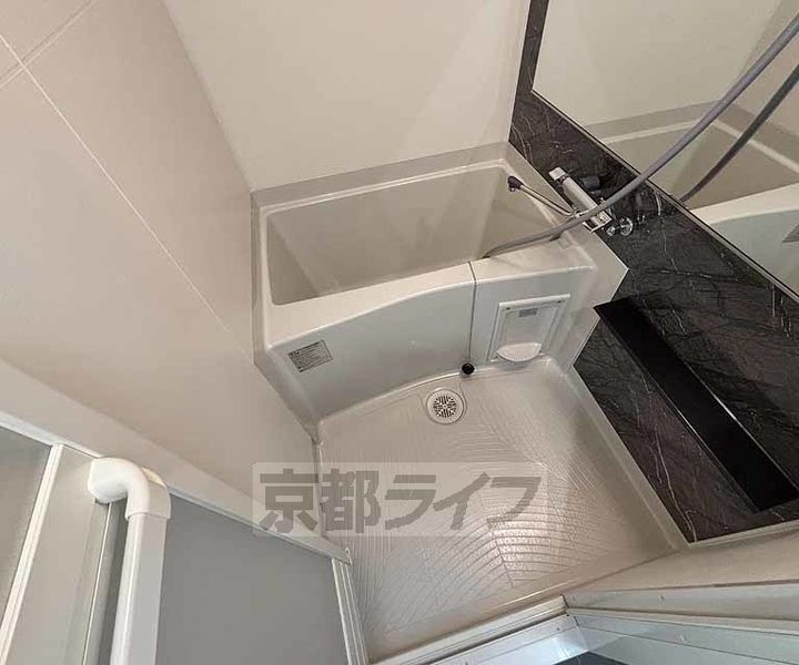 プレサンス大津京町ベルリーヴァ604の風呂