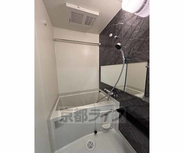 プレサンス大津京町ベルリーヴァ604の風呂