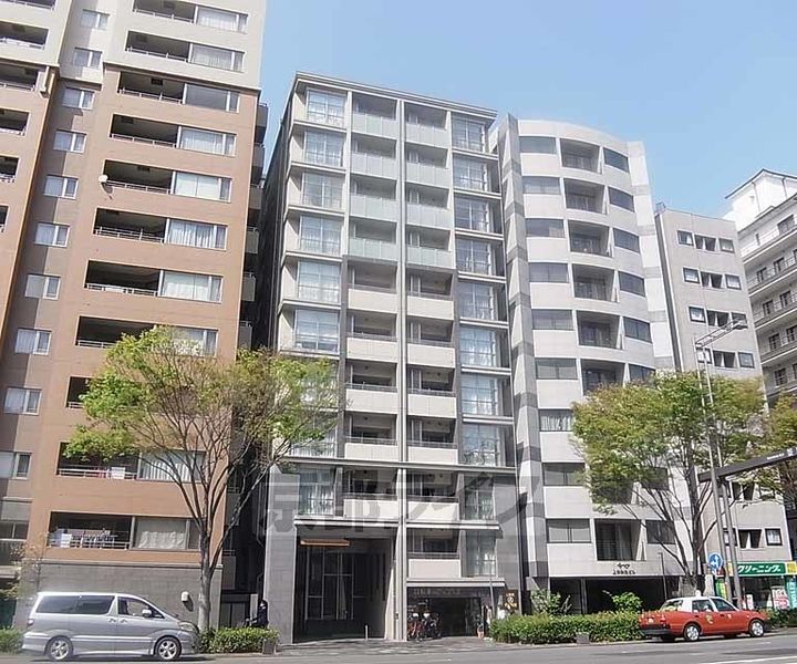 京都府京都市中京区橋之町の賃貸マンションの外観