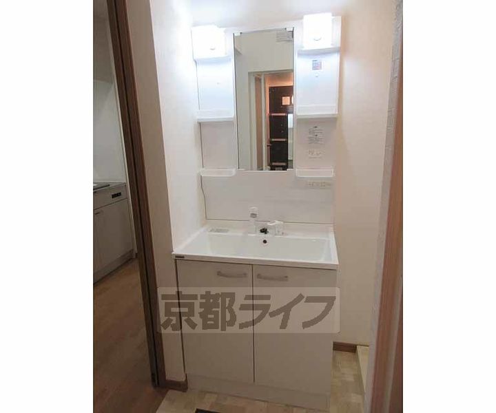 京都府京都市山科区御陵四丁野町の賃貸アパートの内装