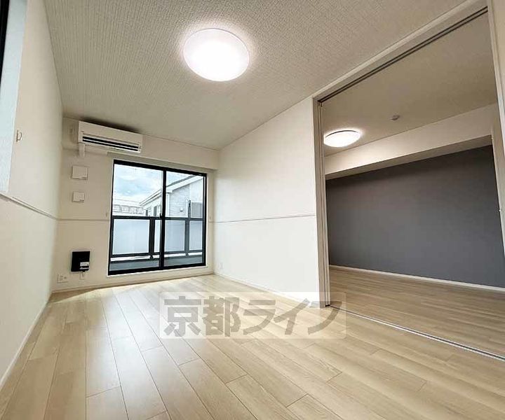 ディアコート唐崎の居間
