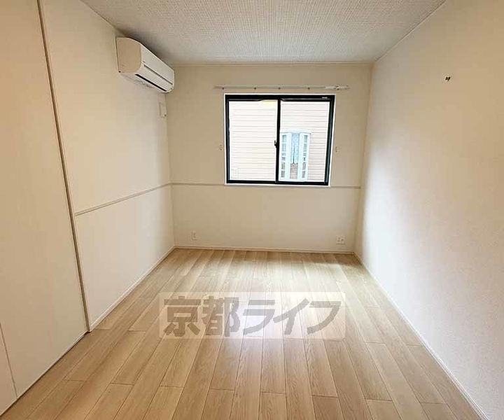 ヒカルサ大津唐崎Ⅱの居間