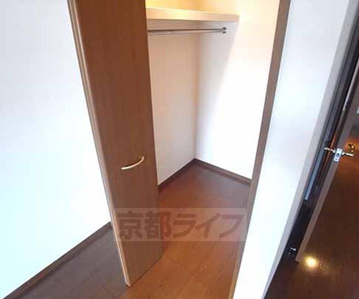 京都府京都市山科区安朱桟敷町の賃貸アパートの内装