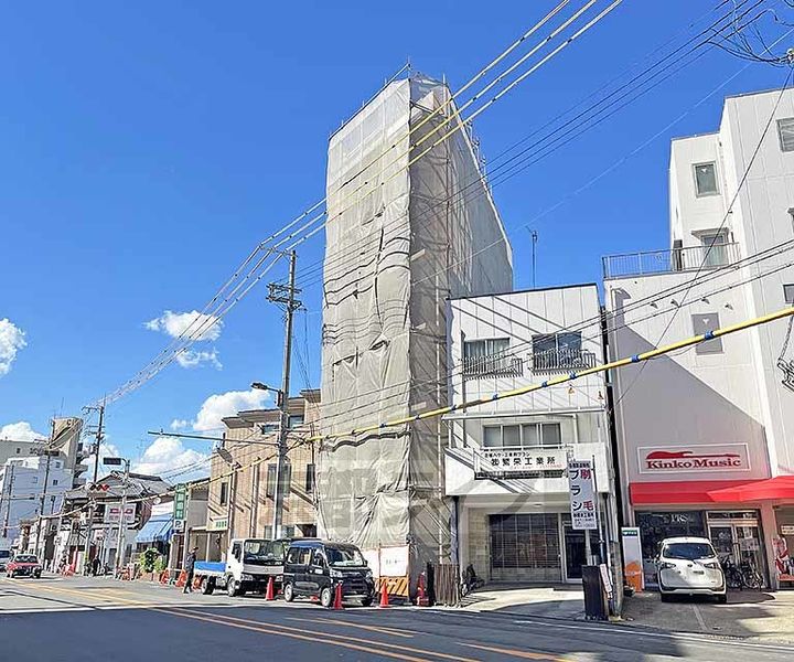 京都府京都市中京区壬生坊城町の賃貸マンションの外観