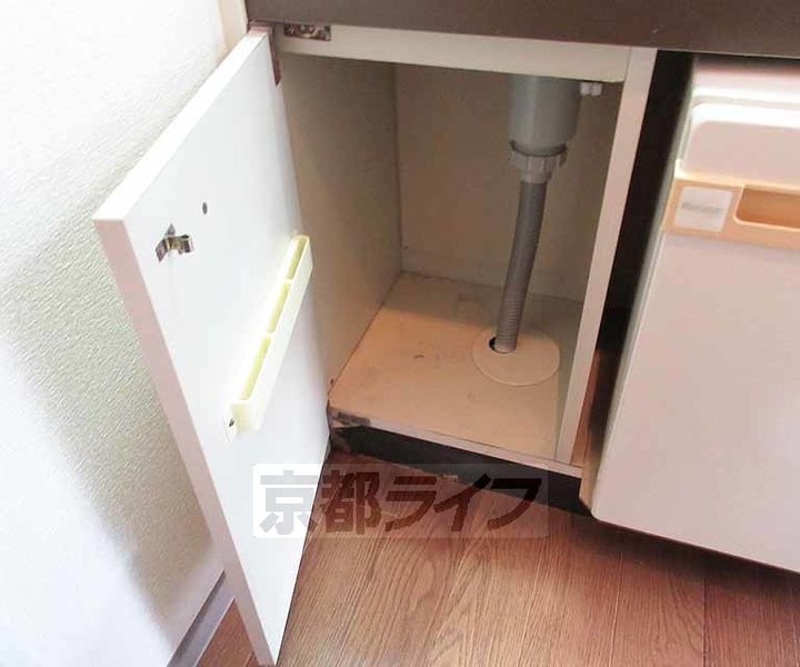 音羽サンハイツ102のキッチン