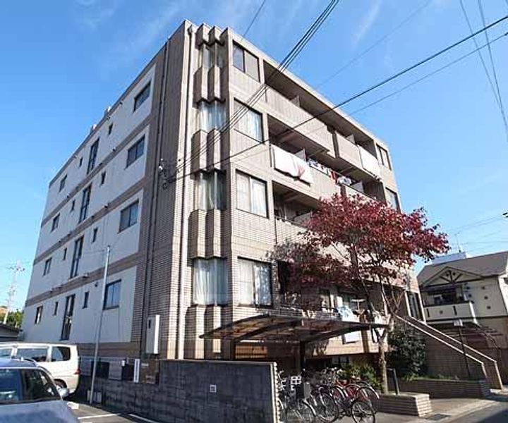 京都府京都市山科区勧修寺西金ケ崎の賃貸マンションの外観