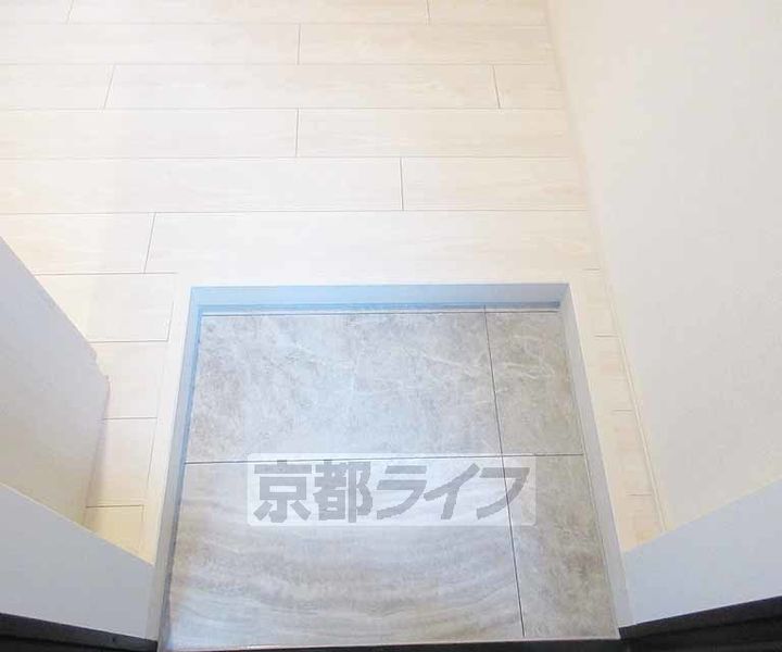 四ノ宮レジデンスの玄関