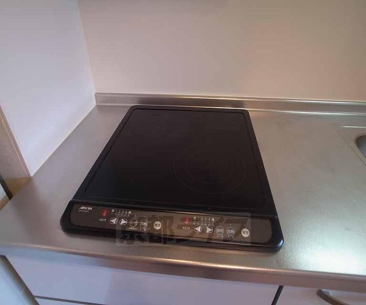 ファービスコート東野301のキッチン