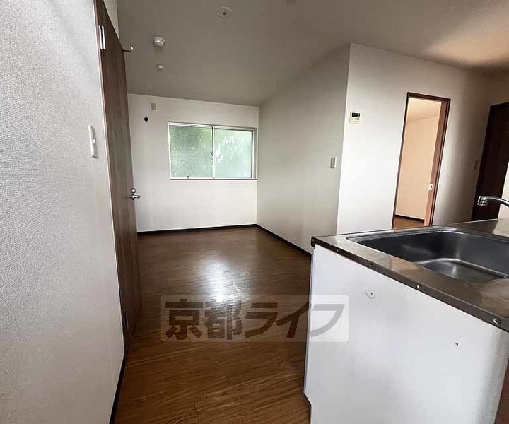 コーポリリー108の居間