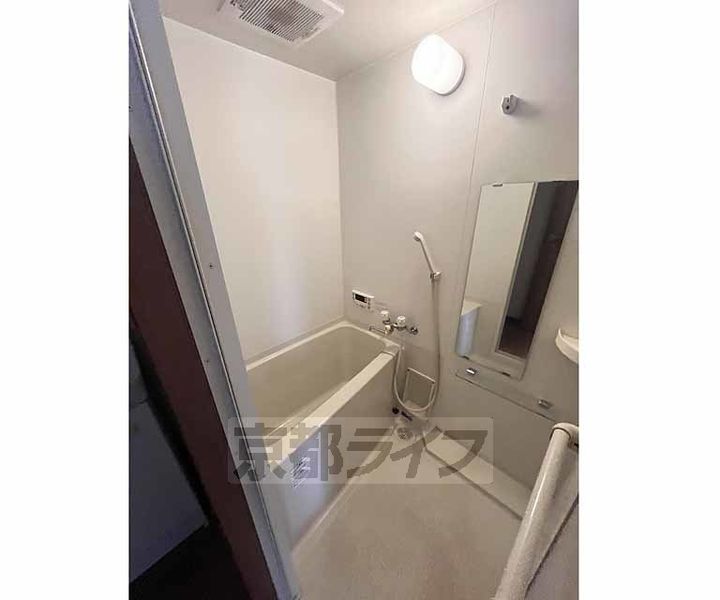 コーポリリー108の風呂