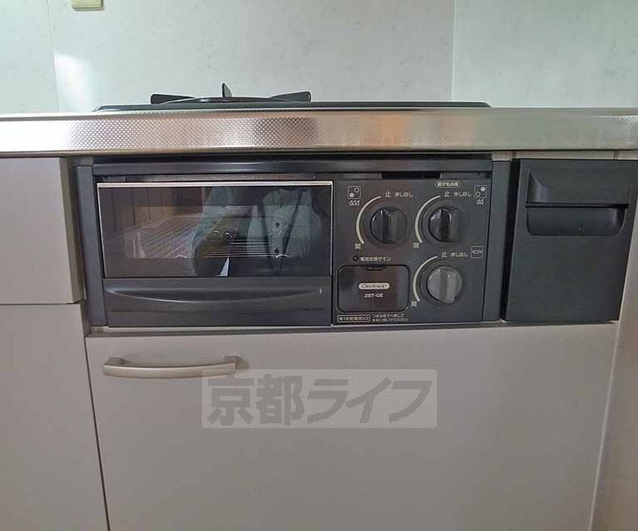 シャンドール東野305のキッチン