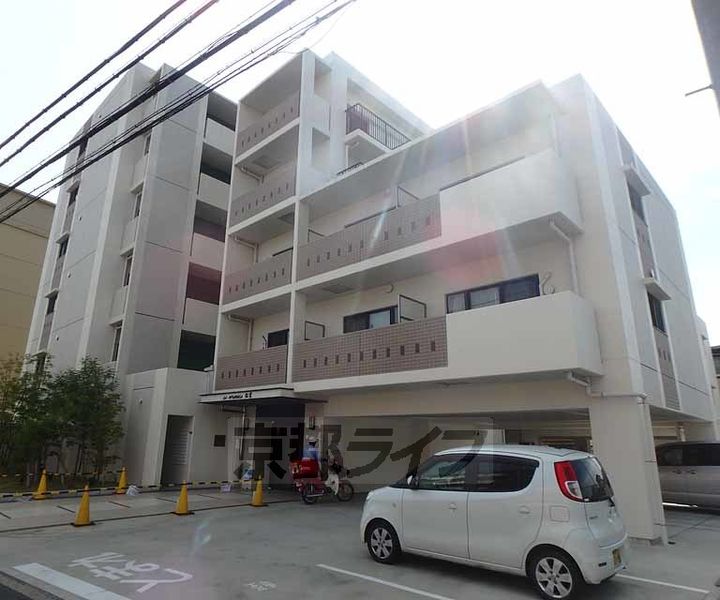 大阪府枚方市渚西2丁目の賃貸マンションの外観