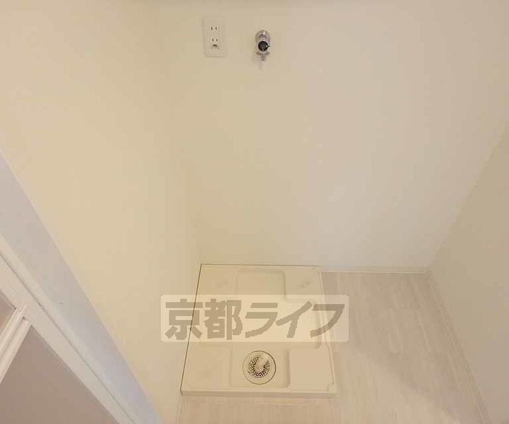 大阪府枚方市渚西2丁目の賃貸マンションの内装