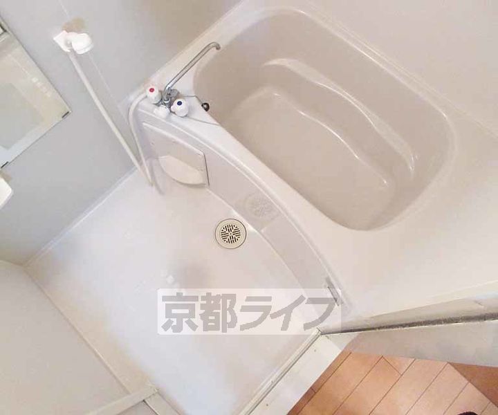 プレステージ琴弾山301の風呂