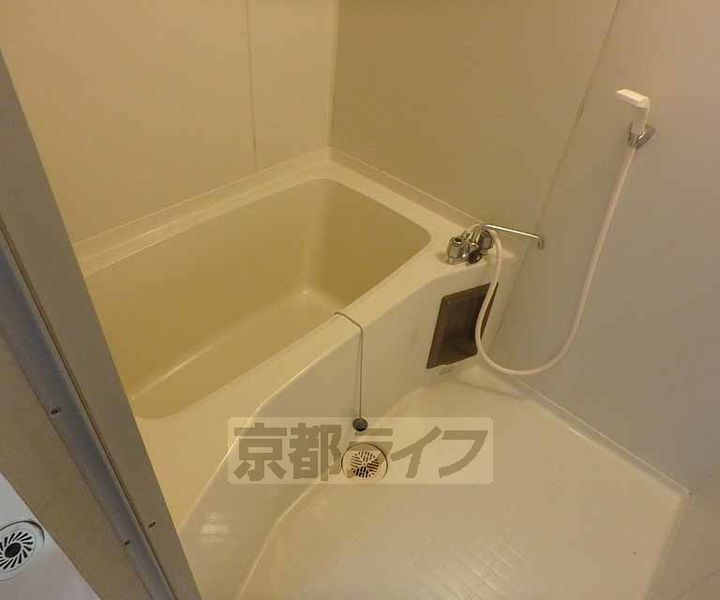 大阪府枚方市津田元町1丁目の賃貸マンションの風呂