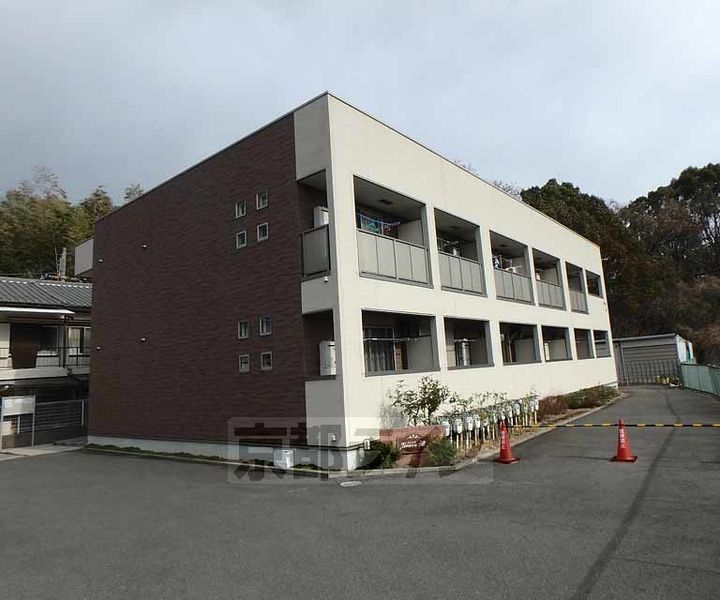 大阪府枚方市渚東町の賃貸アパートの外観