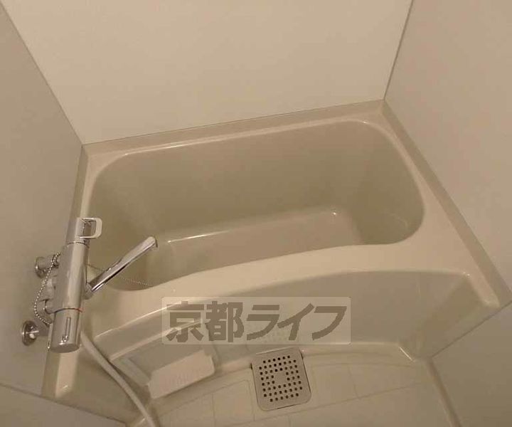 ノーブルコート201の風呂