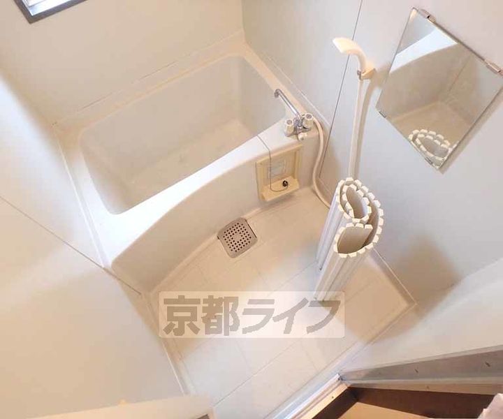 大阪府枚方市大峰元町2丁目の賃貸アパートの風呂