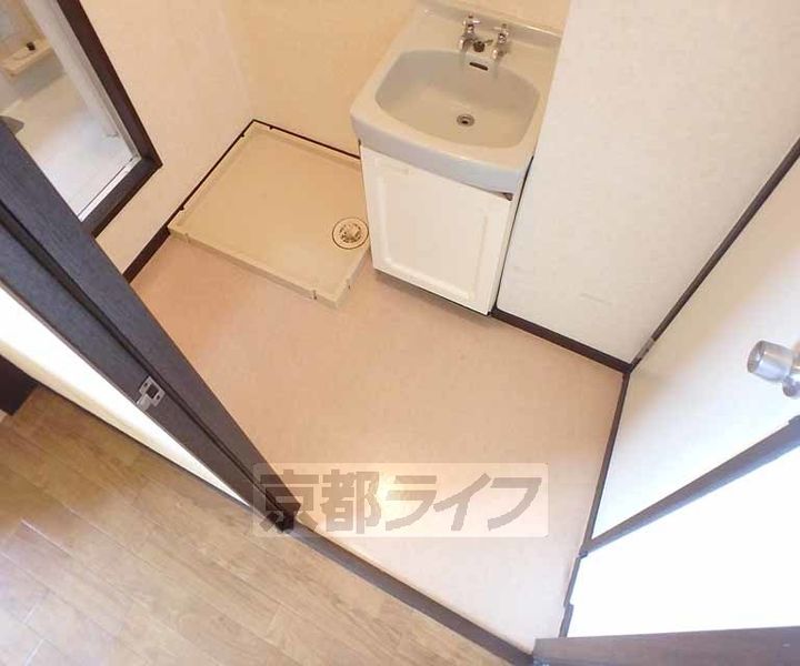 大阪府枚方市大峰元町2丁目の賃貸アパートの内装