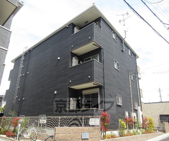 大阪府枚方市大峰元町1丁目の賃貸アパートの外観