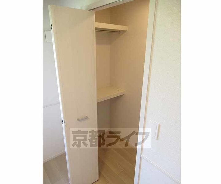 チャロズ コート102の内装