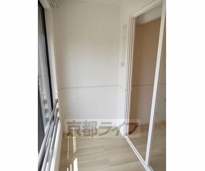 チャロズ コート102の内装