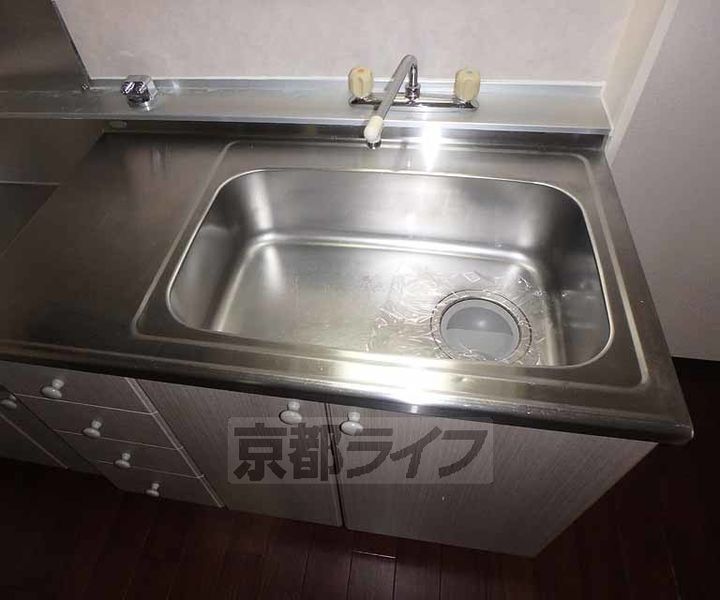 シャルム祐201のキッチン