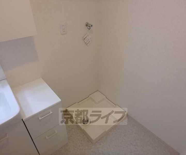 京都府木津川市城山台10丁目の賃貸マンションの内装