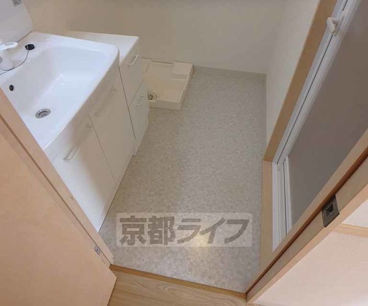 京都府木津川市城山台10丁目の賃貸マンションの内装