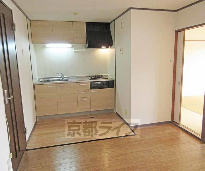 東野第1グリーンハイツ山科305の居間