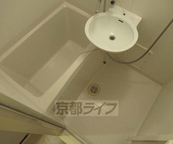 レオパレスプラヌス木津103の風呂