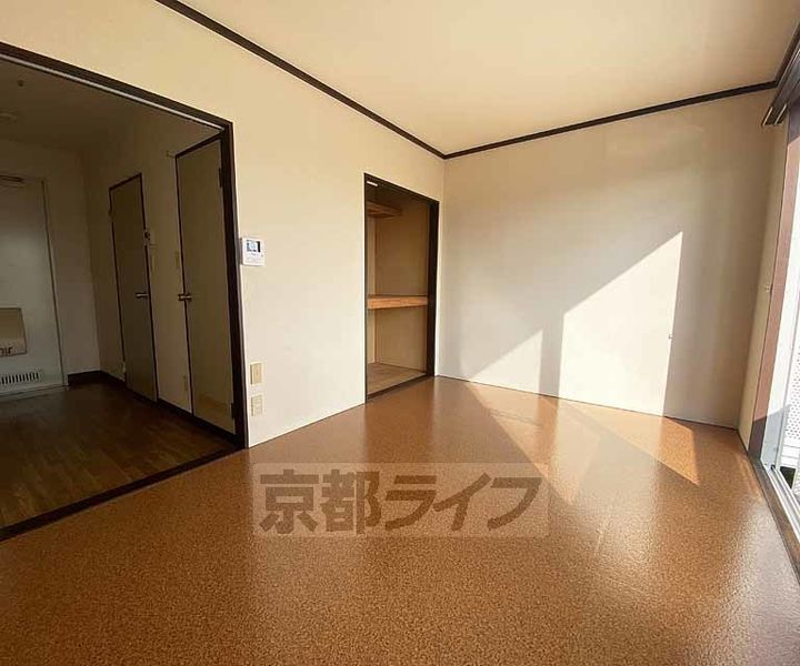 セフィラ21202の居間
