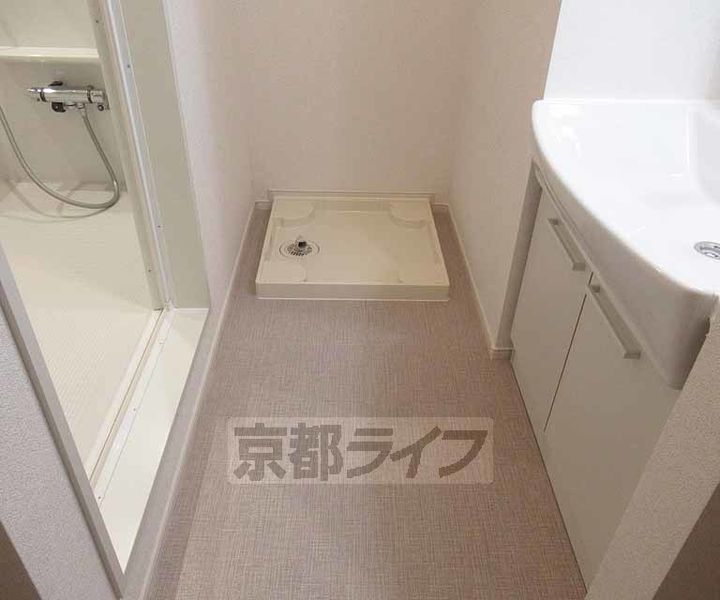 京都府木津川市市坂久保川の賃貸アパートの内装